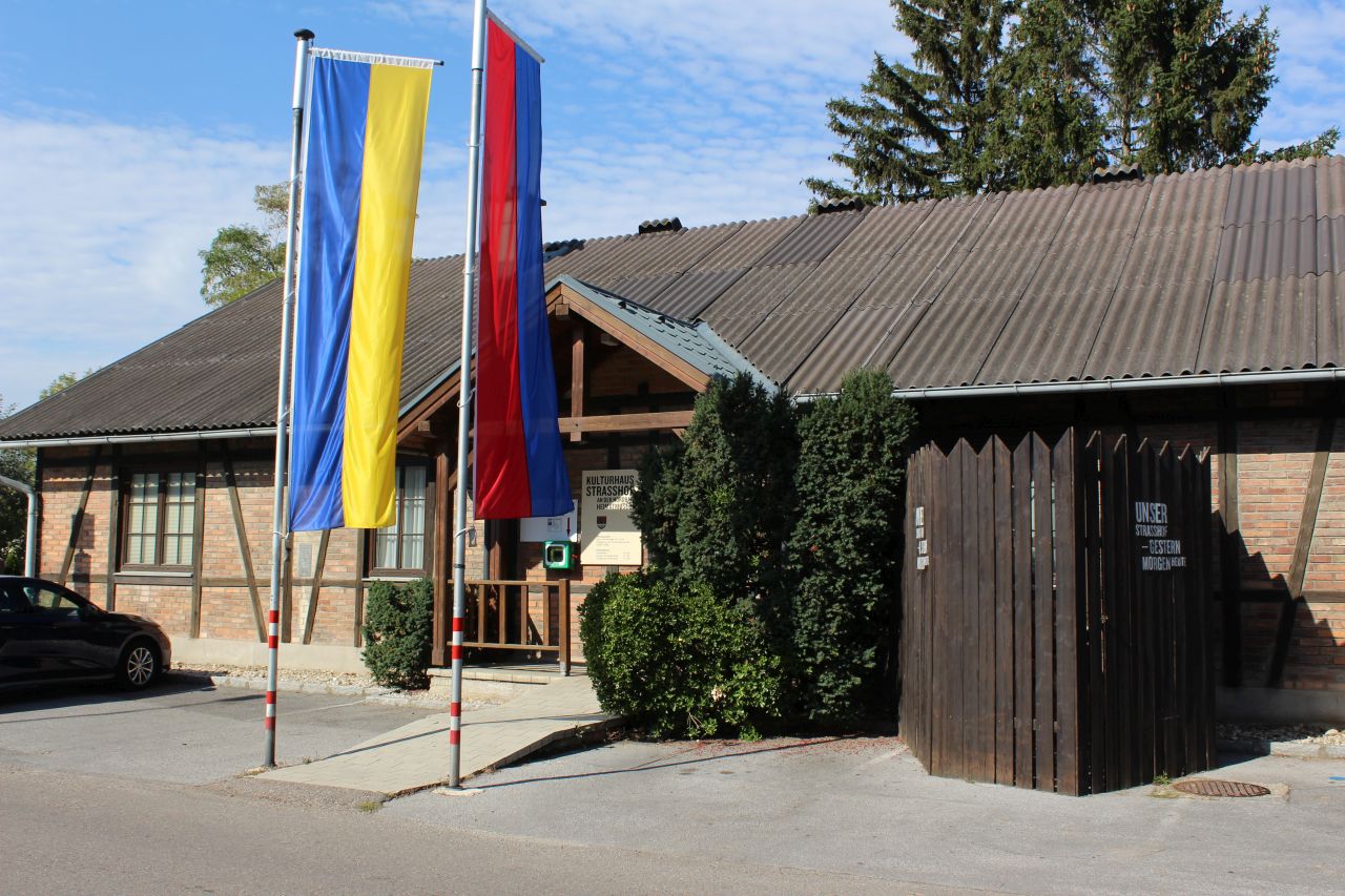 Kulturhaus Strasshof an der Nordbahn, Außenansicht